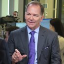 폴 튜더 존스(Paul Tudor Jones)는 연준이 금리 인상을 완료했으며 주식은 여기서부터 올해를 더 높게 마무리할 것이라고 말했 이미지