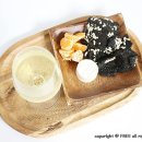 김부자푸드 | 김부자푸드 찹쌀꽃김부각, 바삭한 품격과 와인의 향이 어우러진 시간