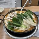동삭동 소로 3-416 | <송파 맛집> 성시경 먹을텐데 칼국수 맛집 ‘토마루해물칼국수’