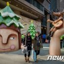 홍콩은 지금 성탄절 고객유치 '데코 전쟁' 중 이미지
