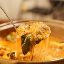 장닭과촌닭 이미지