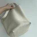 굿네이버세탁수선 | 더로우 가방 염색 수선 복원 후기 충격적인 오염과 그 결과