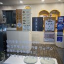 주방에 온 댕댕이 이미지