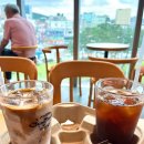 블랙썬커피로스터즈 | 수원 카페 맛집, 통창뷰가 매력적인 정지영커피로스터즈 AK플라자수원점