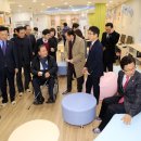 관평도서관 1층 이미지