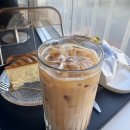 데이롱 카페 분당서현점 | 24시간 서현역 맛집 카페 슬로웨이커피 분당서현점 방문후기