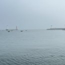 노랑등대 앞 이미지