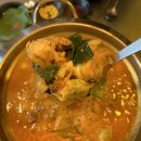 장닭과촌닭 이미지