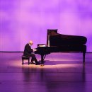 유키 구라모토 25주년 피아노콘서트 이미지