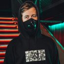 Alan Walker, Conor Maynard - Believers 이미지