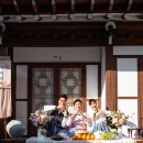 빛들마을 | 전주 가족스냅, 최소한의 빛｜칠순 가족여행 한옥마을 한복 촬영 후기