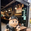 날아라홍돼지 이미지