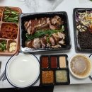 완미족발물금점