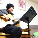 (Christmas Song) A Baby Just Like You / John Denver 이미지