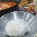 고기반햄반김치찌개 이미지