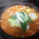 팔팔김치찌개