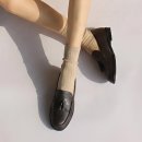 러블리스티치 | 클래식에 귀여움 한 스푼! 티얼스 태슬 스티치 로퍼 후기 (발이 작아 보이는 2cm 라운딩 로퍼)