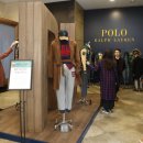 롯데백화점 정문 이미지