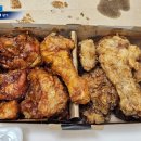 교촌치킨 명일1호점 | 교촌치킨 메뉴 추천: 간장 레드 반반한마리 가격, 맛 후기