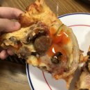 피자먹을 때 핫소스 고정하는법 이미지