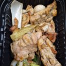 기영이숯불두마리치킨(동대문 용두점) | 동대문 맛집 기영이숯불 두마리치킨 — 숯불향 가득한 블랙소이와 통마늘의 조합