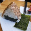 오니기리와이규동 이미지