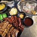 구와구 | 쪽갈비 뜯고 싶을 때 생각나는 연신내 술집 록갈비 연신내점