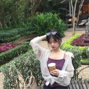 휴가 즐기는 정소민, 뼈 밖에 안 남은 늘씬 몸매…팔뚝이 한 줌이네 이미지