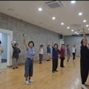 밥숟가락 이미지
