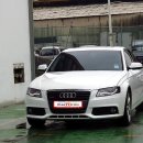 아우디 A4 2.0 TFSI 콰트로 다이나믹 2010년9월식 63,000 km 흰색 무사고 팝니다 이미지