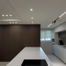 주정차-34 | 인테리어 편👈 아일랜드 조리대, 후드 일체 인덕션, 영림 키친, 마그네틱조명 🏠 대신동 푸르지오아파트 34