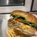 협진태양아파트경로당 | 광안대교 뷰 육즙가득 부산 수제버거 맛집 광안리 웅장상회