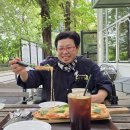 더 기쁜 카페