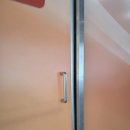 문치과의원 | 홈 브로 | 디지털도어락 스마트홈 브로 방문하여 연세힐치과의원 유리문 도어락 정교하게 설치한 후기