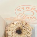 보나바시움-랜디스도넛 연남점 | 랜디스도넛 연남점 추천메뉴 버터크림도넛 오렌지망고슬러시