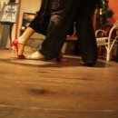 춤추는 사람 이미지