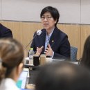 정은경 장관, 낙태 관련 "천주교 주교단 만나 의견 경청할 것" 이미지