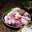 용산 회식하기 좋은 고깃집 뚝방뚱돼지, 살살 녹는 숙성 고기 맛집!