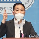 이동관 "새빨간 거짓말" 반박나선 교사 "생기부 수정 요구는 팩트" 이미지