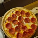 첵앤아웃호스텔 | 부산역 술집 추천 첵앤아웃펍 피자 칵테일 맛집 후기 🍕🍹