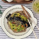 홍 두부 국수 이미지