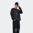 에스티(S.T) | '티셔츠 두 장 입었어?' 소리 듣게 될 에스이에스티의 영리한 페이크 레이어드