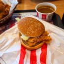 KFC 시즌 한정 신메뉴 - 오리지널 통다리, 빅그레이비(영지스 박스) 내돈내산 솔직 후기