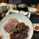 수육과 순대 서비스에 반한 마산밥집 대가돼지국밥