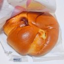 GS25 골든타워점 | GS25 편의점 빵 추천! 브레디크 골든 슈크림빵&#39; 먹어본 솔직 후기