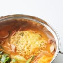 <b>홈앤쇼핑</b>에서 만날 수 있는 놀부부대찌개 밀키트
