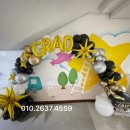 아치골드 | 부산 졸업식 풍선아치 추천｜블랙·골드 GRAD 입구 장식 설치 후기