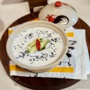 홍 두부 국수 이미지