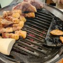 (주)항아리보쌈돌돌이김치본점 이미지