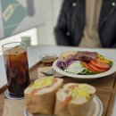 Young farmer's (영파머스) | 항동푸른수목원맛집 : 신선한재료로 만든 포케& 샌드위치 커피까지 맛난 주차가능맛집 '영파머스'